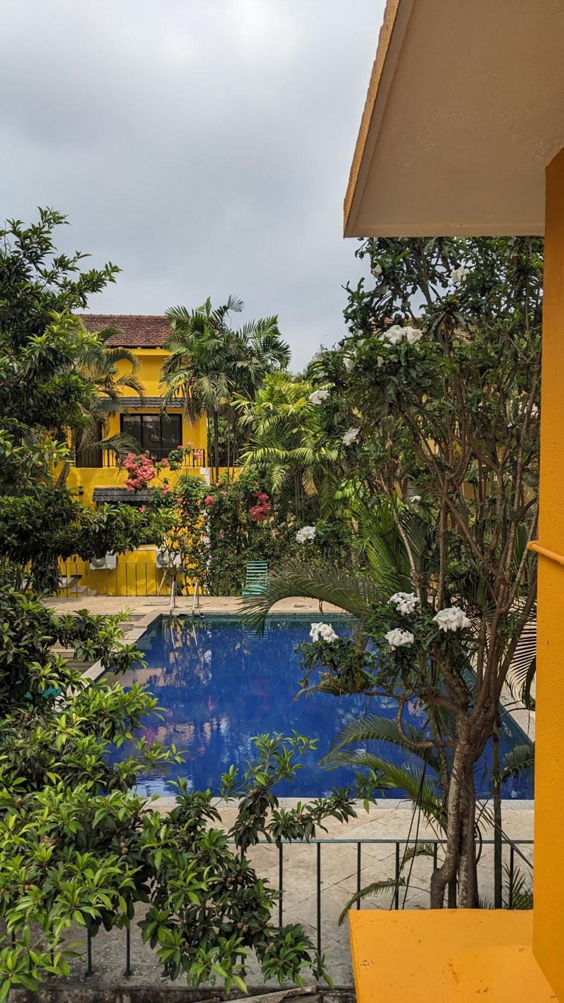 Appartamento Bluebell Meadows 2Bhk Varca Esterno foto