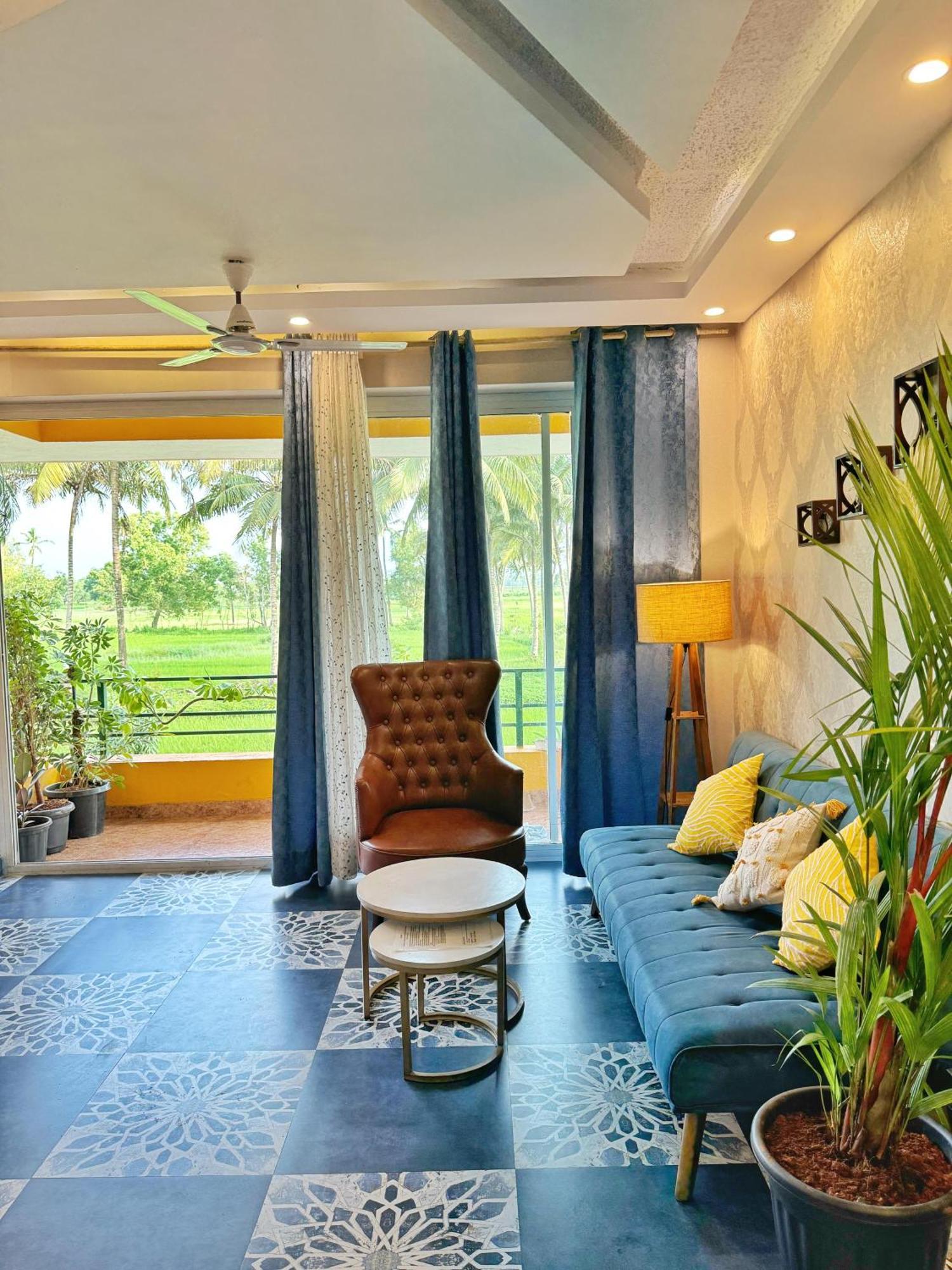 Appartamento Bluebell Meadows 2Bhk Varca Esterno foto