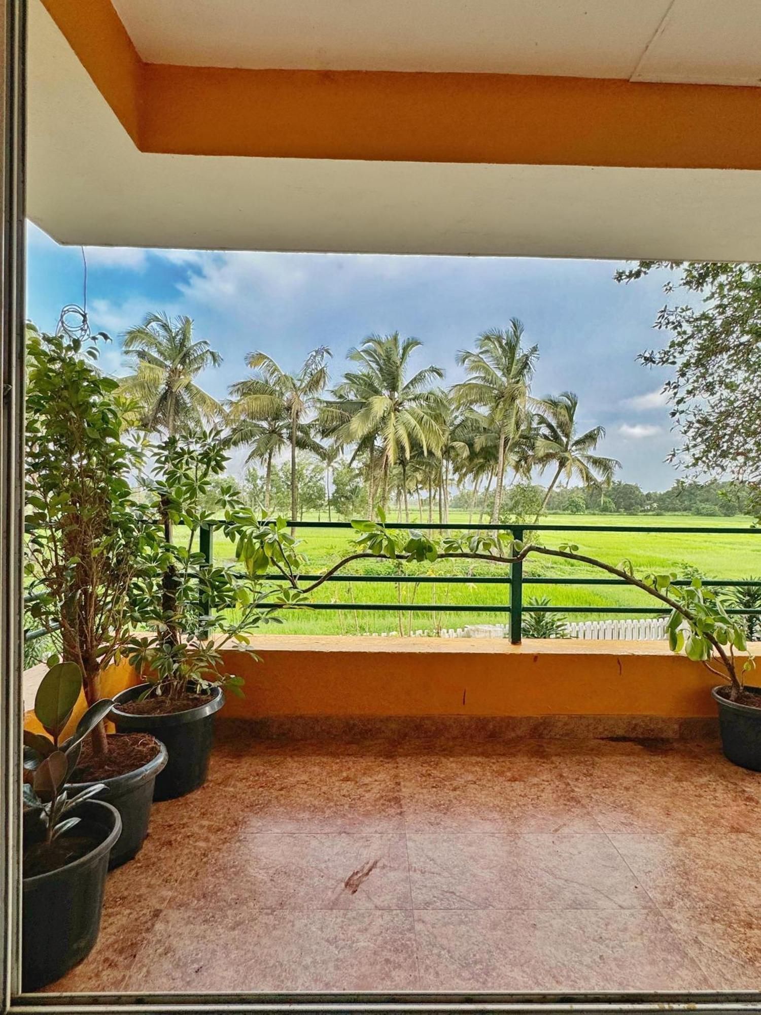 Appartamento Bluebell Meadows 2Bhk Varca Esterno foto
